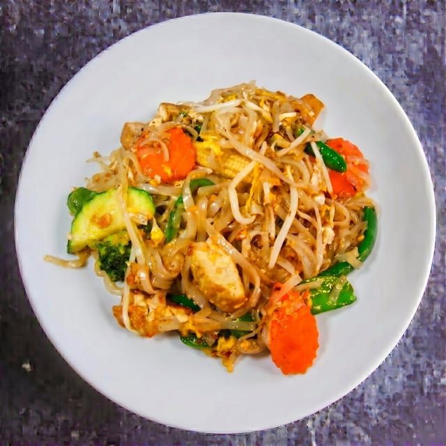Vegetable Basil Pad Thai.
