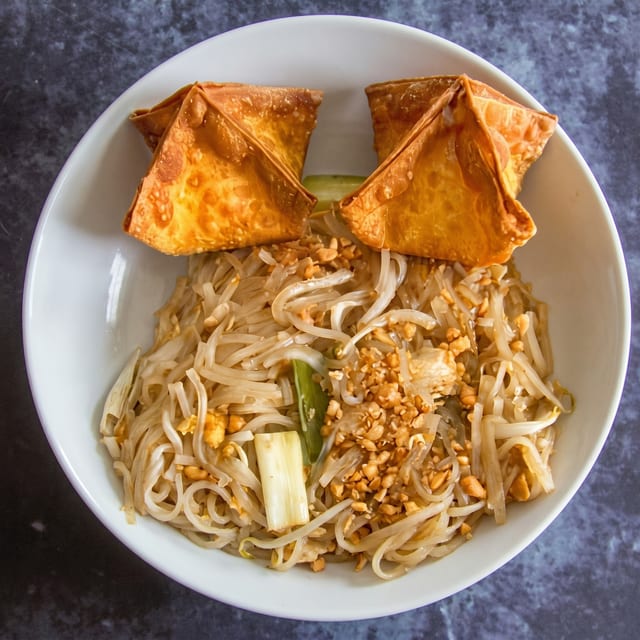 #1. Chicken Pad Thai.